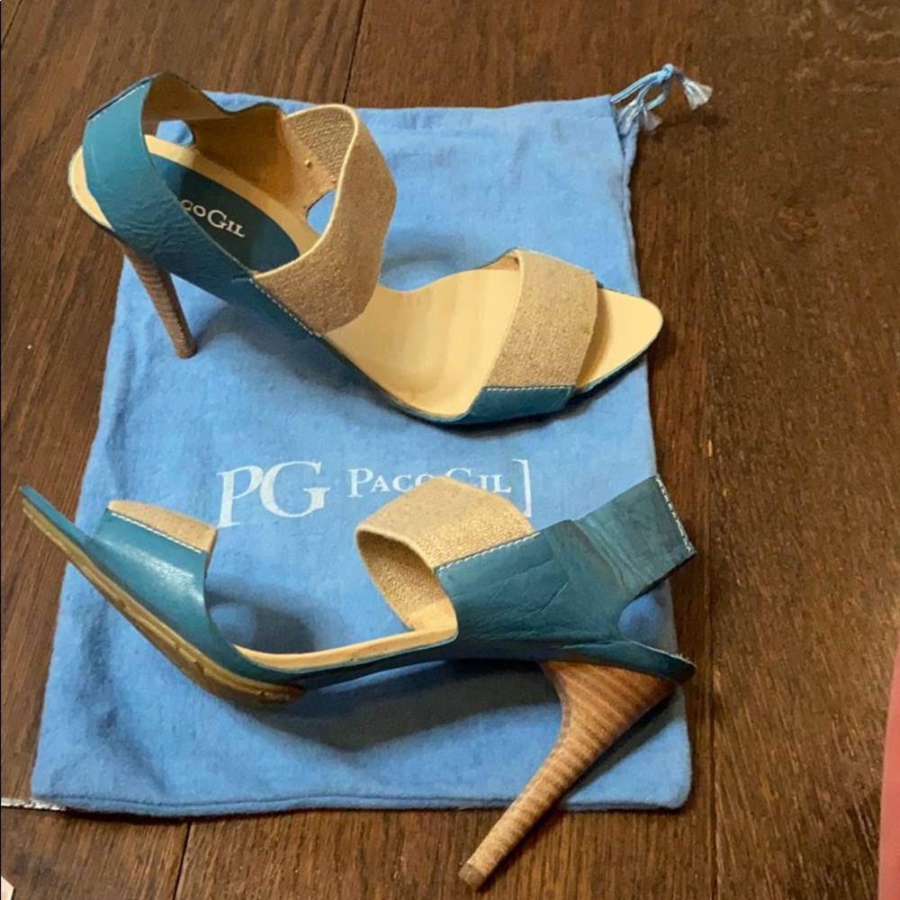NWOT Paco Gil turquoise and tan peeptoe heels